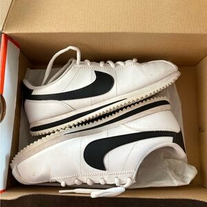 Nike Cortez (GS) Black and White